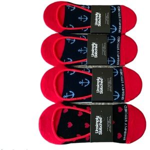 (4) Unsimply Stitched Men’s Socks